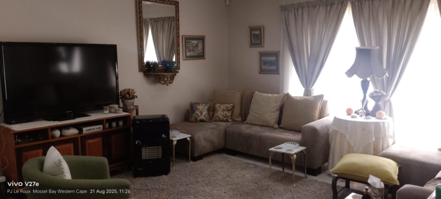 3 Bedroom Property for Sale in Hartenbos Central Western Cape